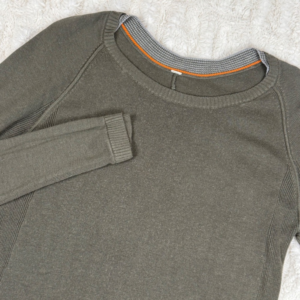 Lululemon Olive Green Long Sleeve Knit Sweater Ribbed Raglan Top Be Bold Logo
